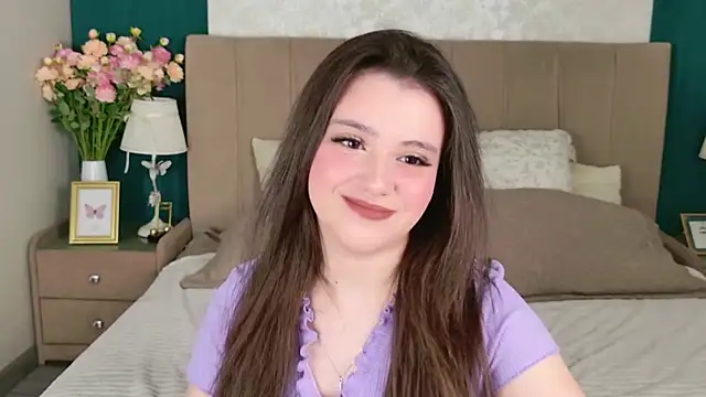 Snapshot of Pauline_Heaven chatting on 09.13.25 Pauline Heaven online show from 09.13.25