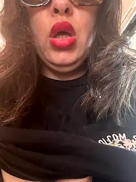 laarti online show from 09.21.25