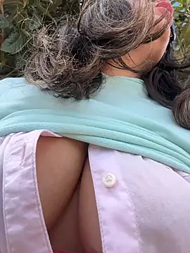 laarti online show from 09.23.25