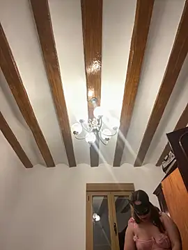 laarti online show from 04.18.26