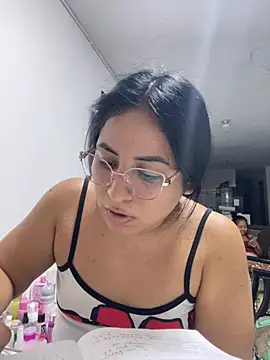 Snapshot of lamaravilla_08 chatting on 03.12.26 lamaravilla 08 online show from 03.12.26