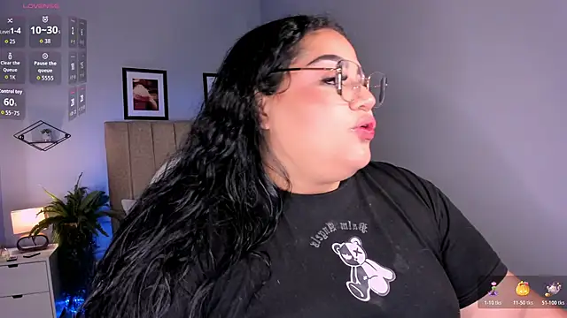 Snapshot of _michel_bbw chatting on 02.10.26 michel bbw online show from 02.10.26