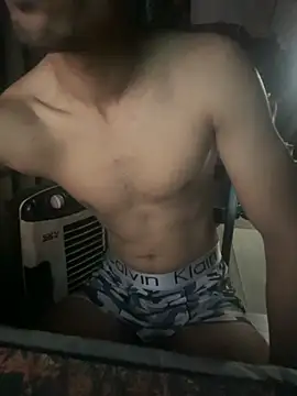 Snapshot of Loveinsync chatting on 09.25.25 Loveinsync online show from 09.25.25