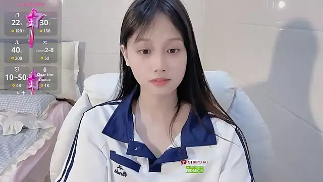 xunian71O online show from 03.12.25