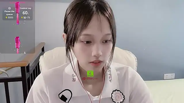 xunian71O online show from 03.14.26