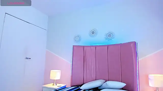 Liiam smith  online show from 11.12.25