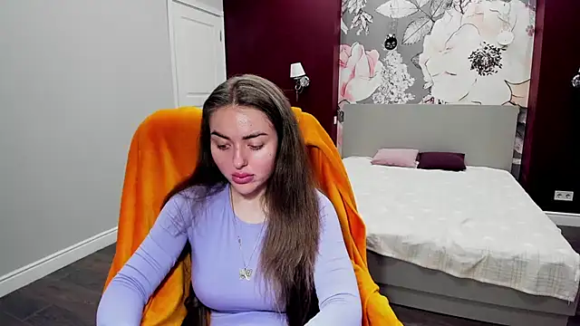 MissisCaty online show from 12.04.25