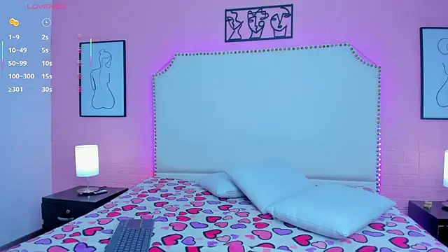  Emma whiitee  online show from 11.13.25