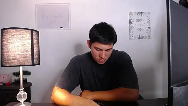 Snapshot of JamesCr_ chatting on 10.15.25 JamesCr online show from 10.15.25