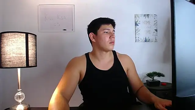 Snapshot of JamesCr_ chatting on 10.16.25 JamesCr online show from 10.16.25