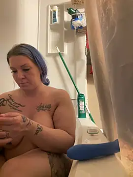 Snapshot of coco_banks chatting on 03.23.25 coco banks online show from 03.23.25