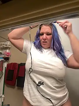 Snapshot of coco_banks chatting on 03.23.25 coco banks online show from 03.23.25