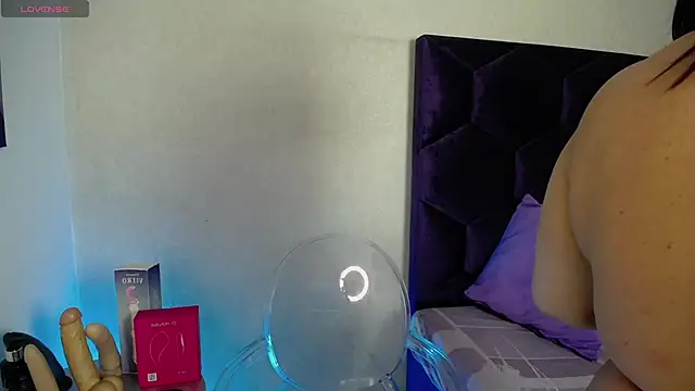 GochitaWild online show from 11.06.25