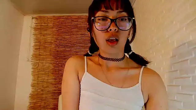 Luna 7 777 online show from 03.19.25