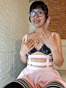 Luna 7 777 online show from 03.23.25