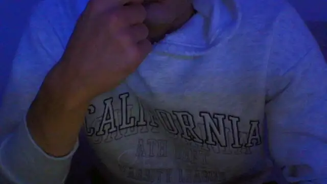 Snapshot of ANGELSANTAMARIA- chatting on 10.07.25 ANGELSANTAMARIA- online show from 10.07.25