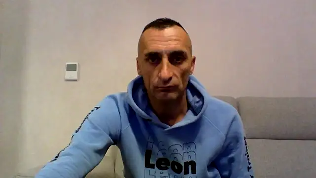 Snapshot of ANGELSANTAMARIA- chatting on 10.09.25 ANGELSANTAMARIA- online show from 10.09.25