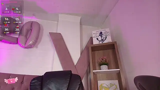 PepperTwink online show from 12.16.25