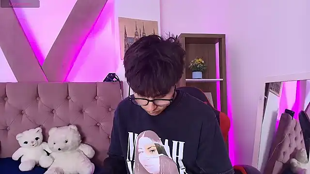 PepperTwink online show from 04.09.26