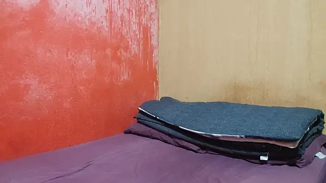 LuisA Femm online show from 12.18.25