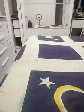 Snapshot of yannaluuxehot chatting on 02.01.25 yannaluuxehot online show from 02.01.25