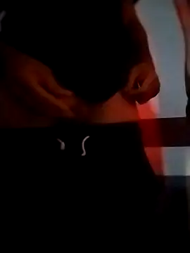 Snapshot of jonymoreno chatting on 09.25.25 jonymoreno online show from 09.25.25