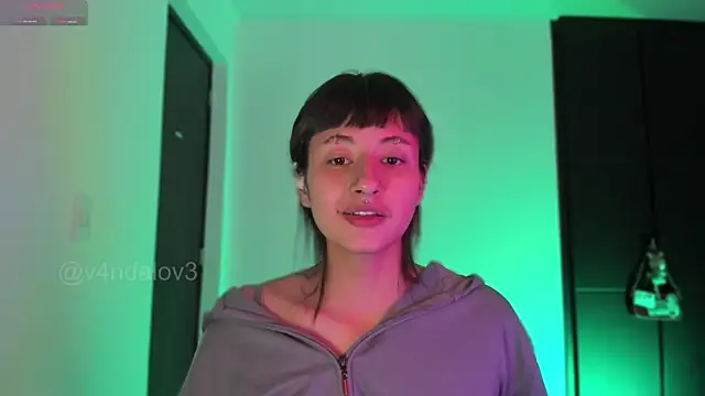 ggor4w33 online show from 01.06.26