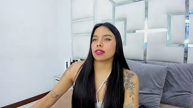 ZoeWan69 online show from 03.07.25