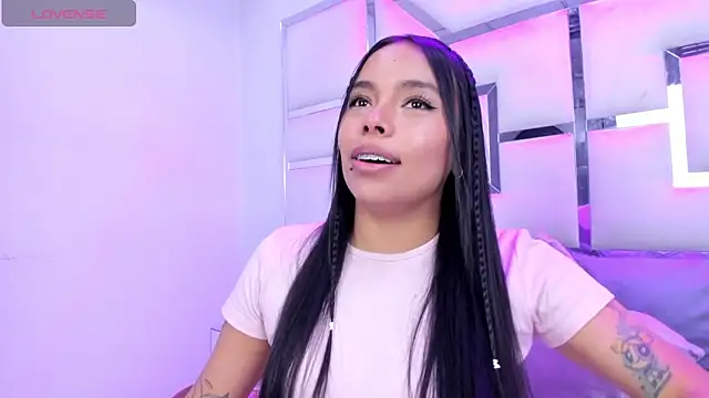 ZoeWan69 online show from 03.03.26