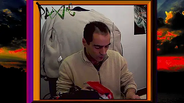 Snapshot of ReyDeBotones chatting on 02.25.26 ReyDeBotones online show from 02.25.26