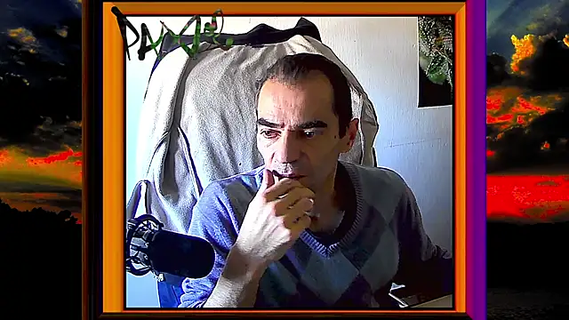 Snapshot of ReyDeBotones chatting on 02.26.26 ReyDeBotones online show from 02.26.26