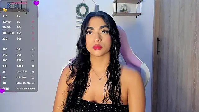 Bella ricci  online show from 10.07.25