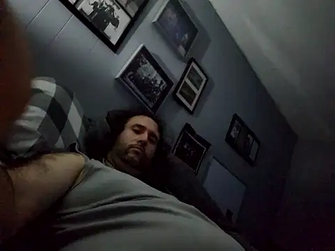 Snapshot of maddy060606 chatting on 10.04.25 maddy060606 online show from 10.04.25