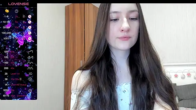 Snapshot of Cute__Nana chatting on 01.07.26 Cute Nana online show from 01.07.26