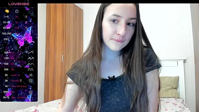 Snapshot of Cute__Nana chatting on 02.24.26 Cute Nana online show from 02.24.26