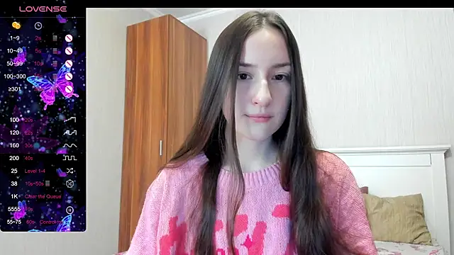 Snapshot of Cute__Nana chatting on 03.04.26 Cute Nana online show from 03.04.26