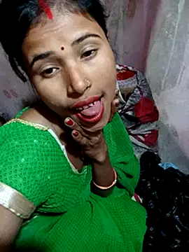 Snapshot of Miss_triha chatting on 02.12.25 Miss triha online show from 02.12.25