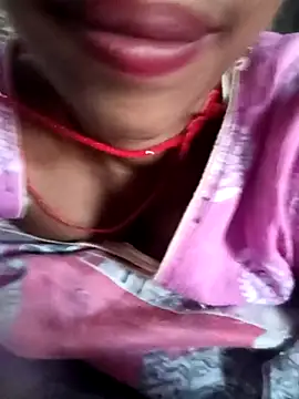 Snapshot of Miss_triha chatting on 09.10.25 Miss triha online show from 09.10.25