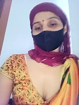 Snapshot of Sumann99 chatting on 02.21.25 Sumann99 online show from 02.21.25