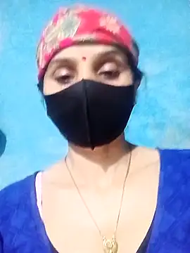 Snapshot of Sumann99 chatting on 02.25.25 Sumann99 online show from 02.25.25