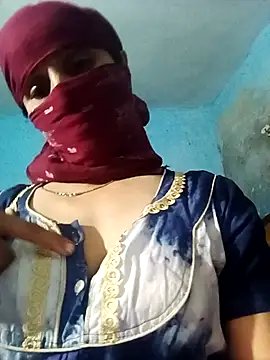 Snapshot of Sumann99 chatting on 03.08.25 Sumann99 online show from 03.08.25