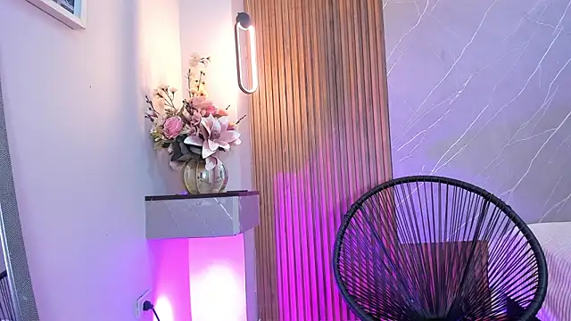 ariana jhonson1 online show from 03.05.25