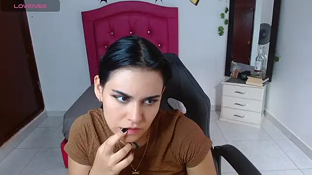 Snapshot of veronica_luar chatting on 08.04.26 veronica luar online show from 08.04.26