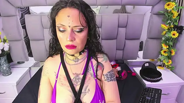 Fenix Lilith online show from 11.14.25