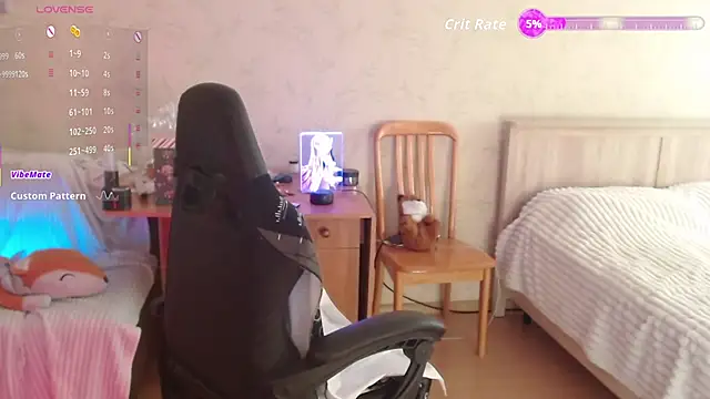 Agatha Mott online show from 03.13.26