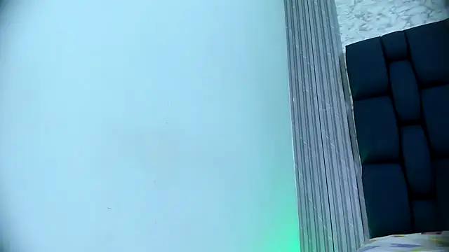 Ashlyaurora online show from 03.14.25