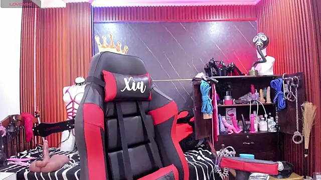 XiaQueen online show from 04.11.26