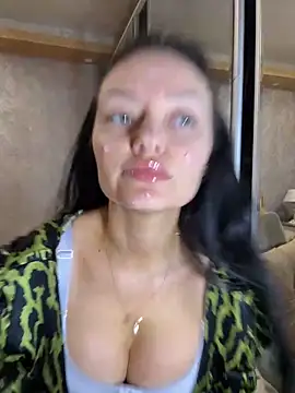 AlessiaExquisit online show from 04.19.26