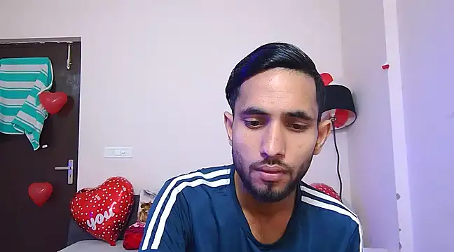 Snapshot of Queen_Couple chatting on 02.18.25 Queen Couple online show from 02.18.25