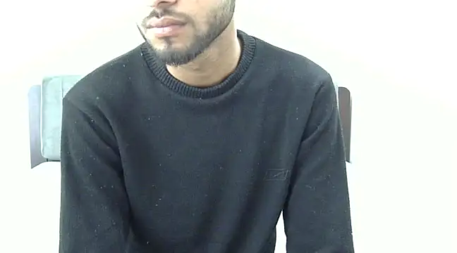 Snapshot of Queen_Couple chatting on 02.23.25 Queen Couple online show from 02.23.25